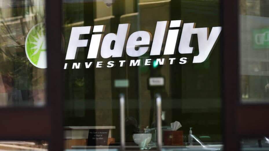 Fidelity Crypto работает, предоставляя миллионам розничных клиентов доступ к биткойнам, эфиру
