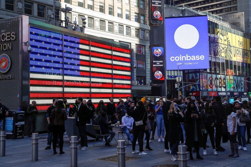 Coinbase создает консультативный совет с бывшими законодателями США