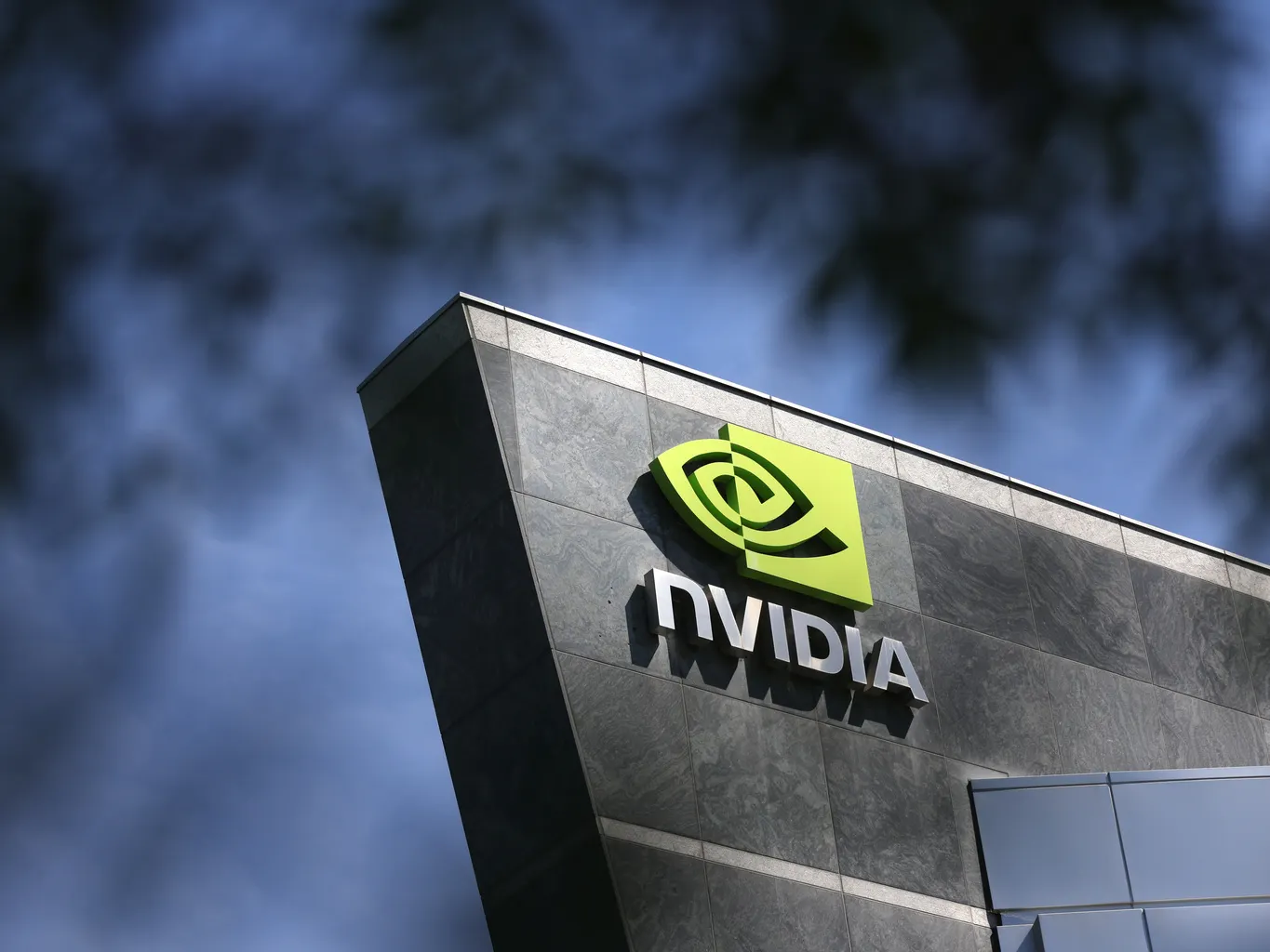 Nvidia и другие AI-компании подешевели после мощного ралли