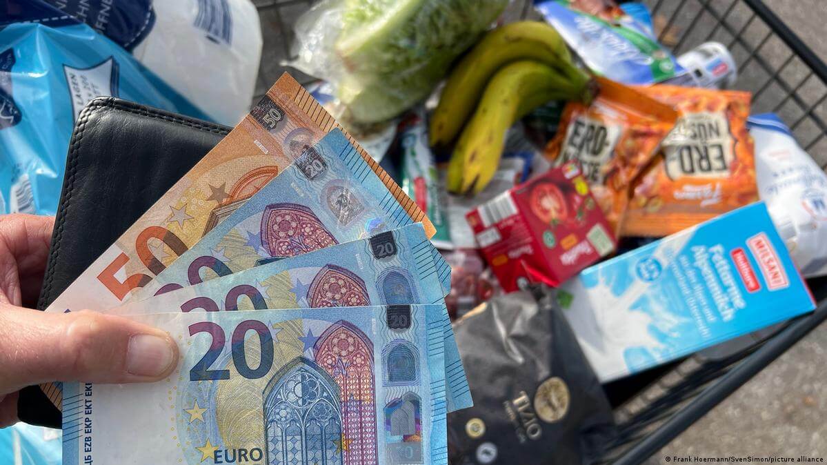 Инфляция в ФРГ снизилась до 7,2% в апреле: официальные данные